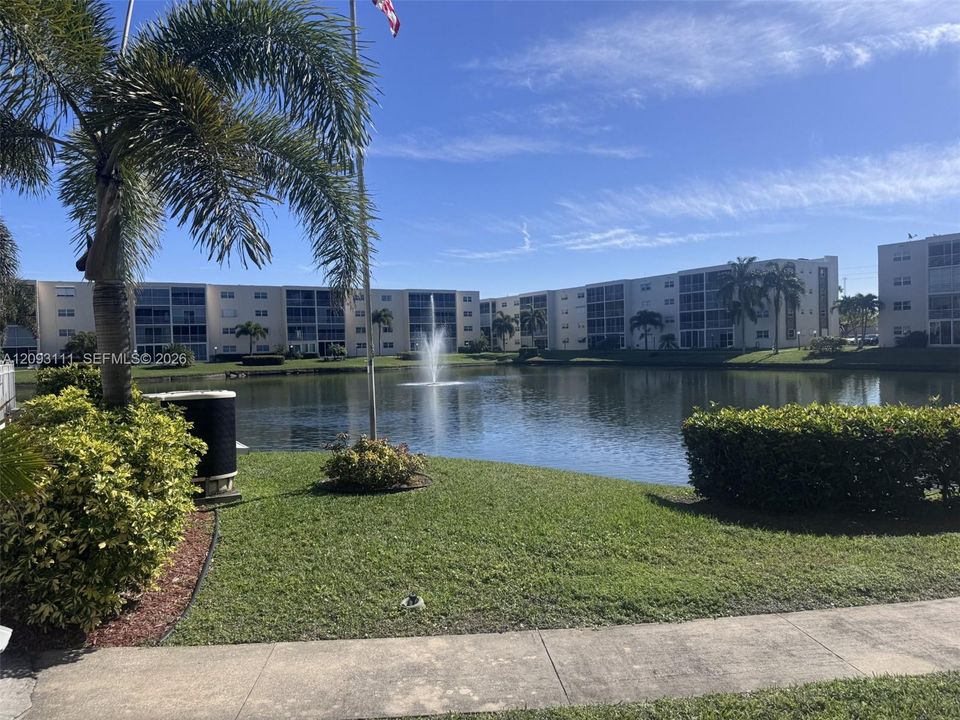 For Rent: $2,000 (2 beds, 2 baths, 1144 Square Feet)