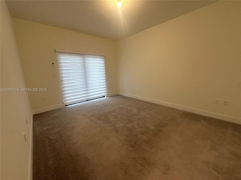 For Rent: $3,400 (3 beds, 2 baths, 1431 Square Feet)