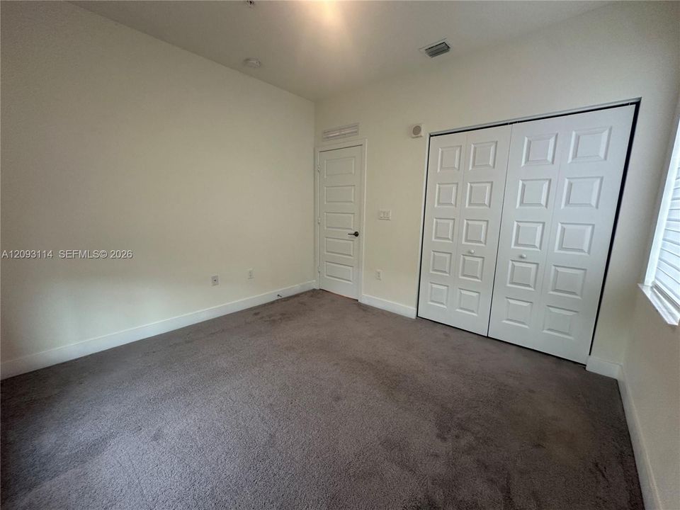 For Rent: $3,400 (3 beds, 2 baths, 1431 Square Feet)
