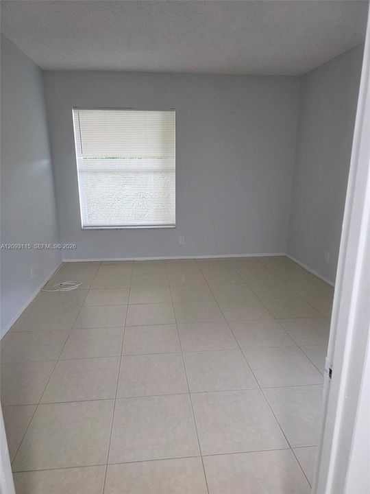 For Rent: $2,100 (2 beds, 2 baths, 936 Square Feet)