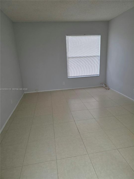 For Rent: $2,100 (2 beds, 2 baths, 936 Square Feet)