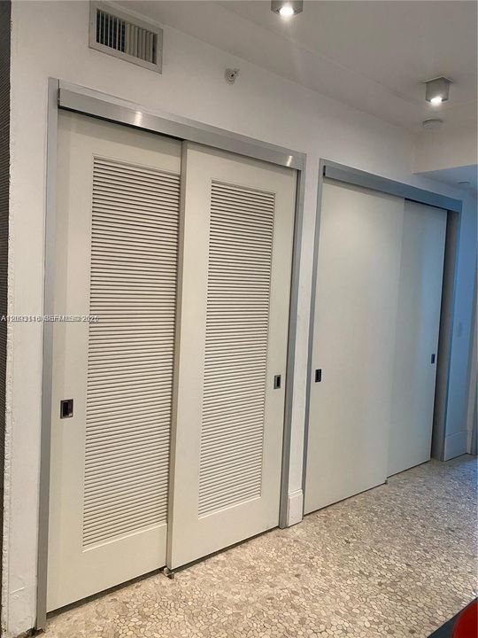В аренду: $2,500 (1 спален, 1 ванн, 750 Квадратных фут)