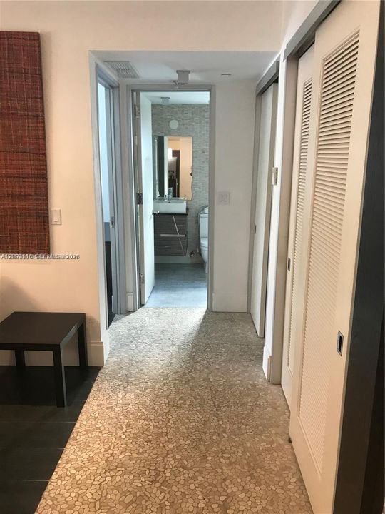 В аренду: $2,500 (1 спален, 1 ванн, 750 Квадратных фут)