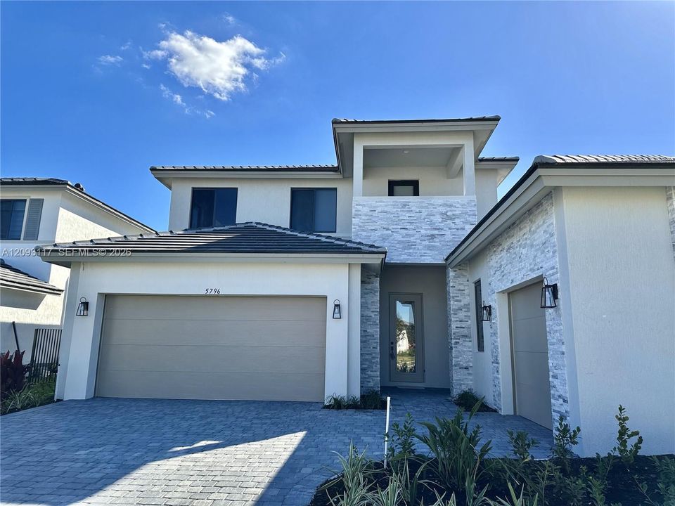 For Sale: $1,695,000 (5 beds, 4 baths, 3562 Square Feet)