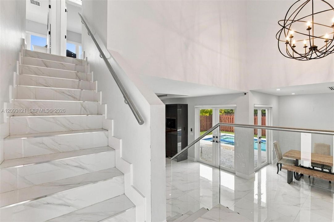 На продажу: $799,000 (4 спален, 2 ванн, 2123 Квадратных фут)
