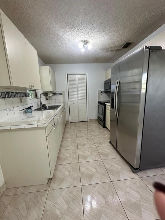 En Venta: $505,000 (3 camas, 1 baños, 1056 Pies cuadrados)