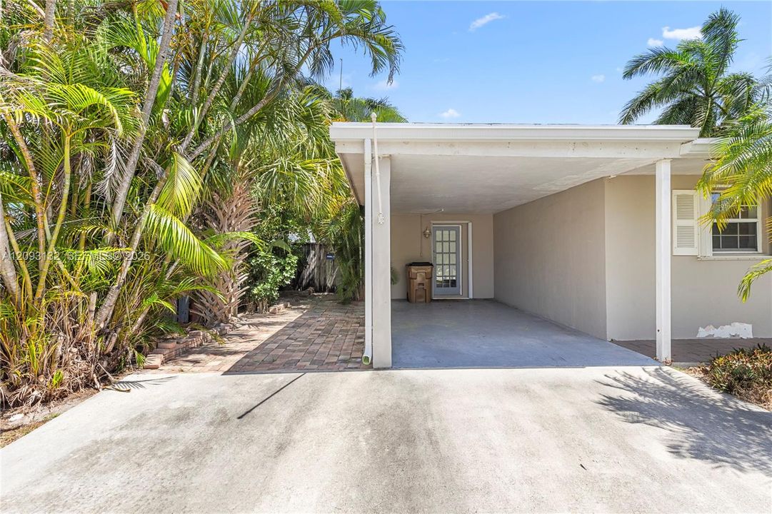En Venta: $680,000 (3 camas, 3 baños, 1506 Pies cuadrados)