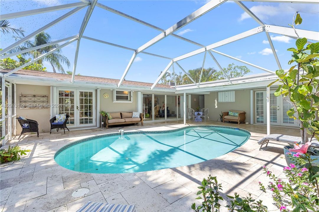 En Venta: $680,000 (3 camas, 3 baños, 1506 Pies cuadrados)