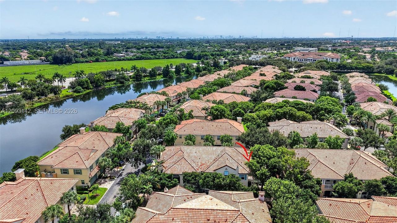 For Sale: $480,000 (2 beds, 2 baths, 1254 Square Feet)