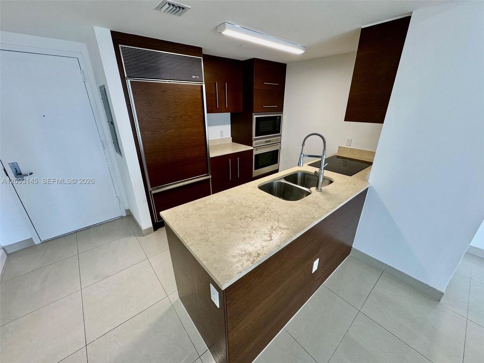 En Venta: $700,000 (2 camas, 1 baños, 953 Pies cuadrados)
