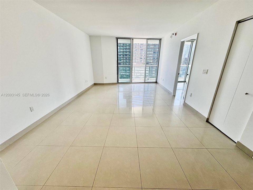 En Venta: $700,000 (2 camas, 1 baños, 953 Pies cuadrados)