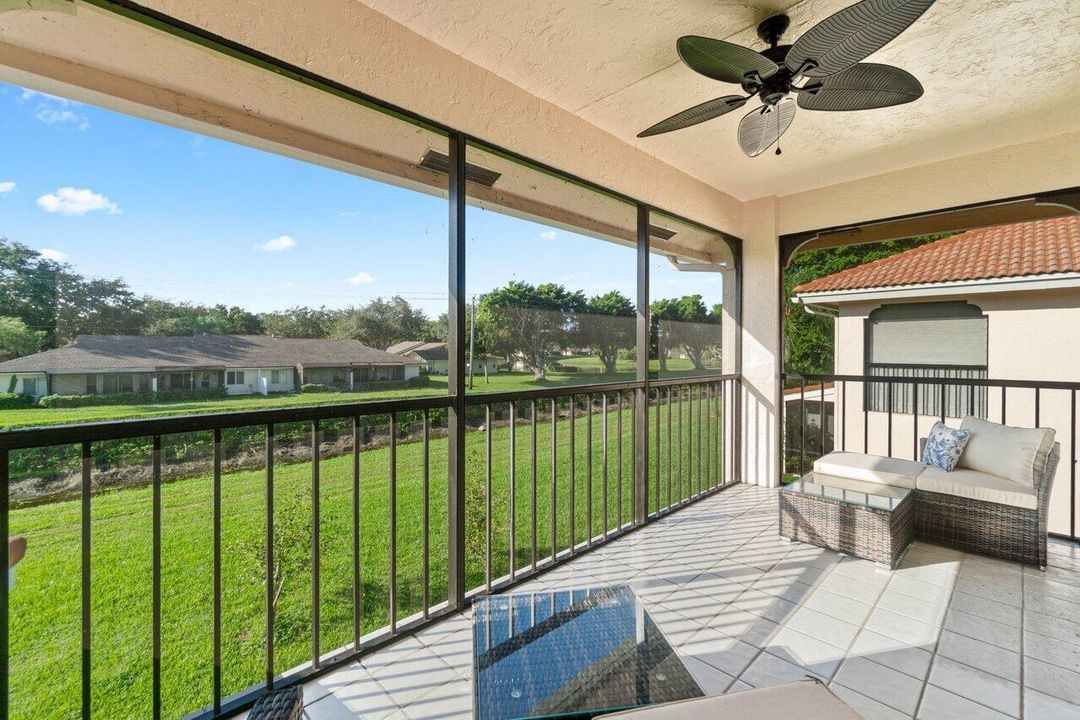 022-8682VaReale-BocaRaton-FL-33496-SMALL