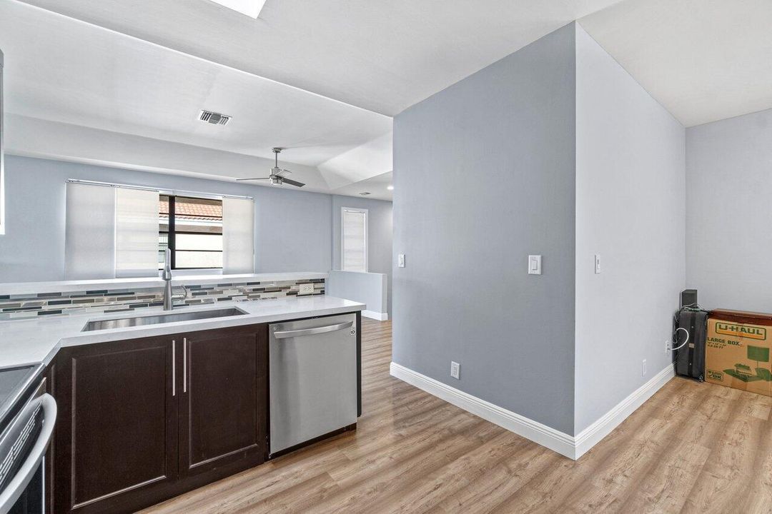 012-8682VaReale-BocaRaton-FL-33496-SMALL