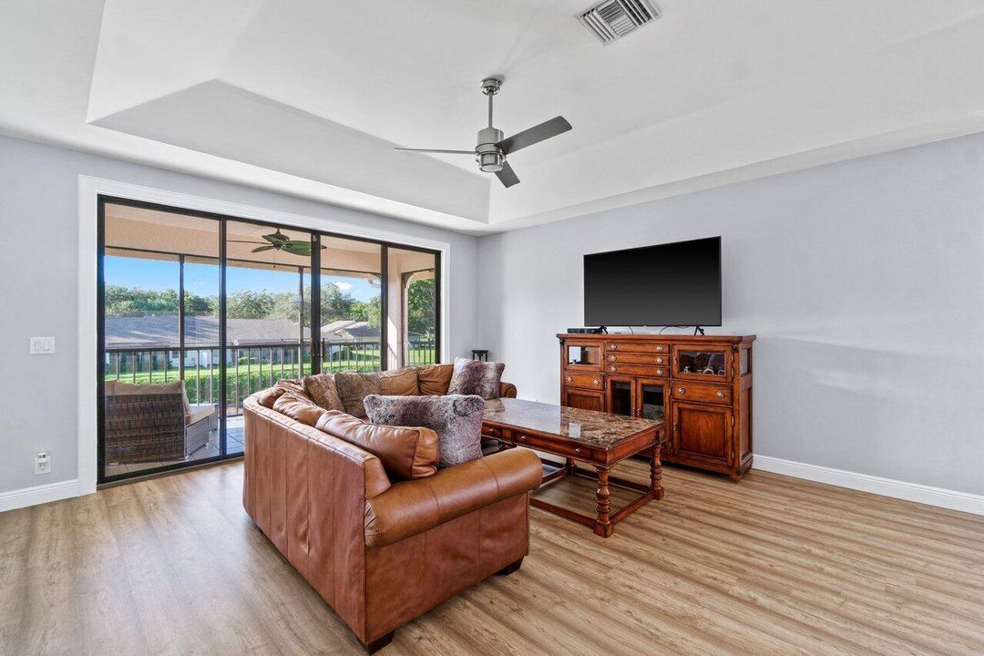 006-8682VaReale-BocaRaton-FL-33496-SMALL