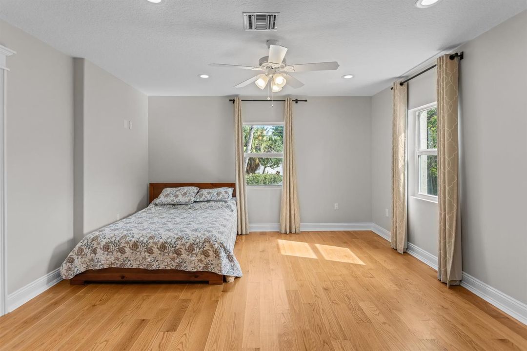 DownStairs Bed
