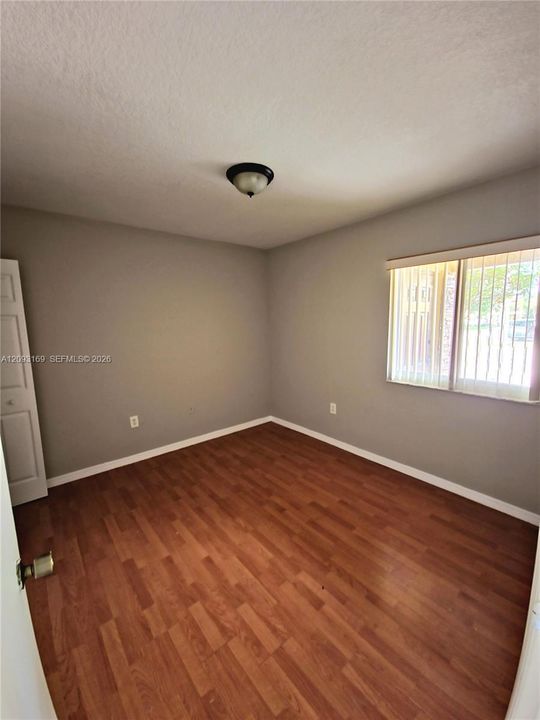 For Rent: $1,990 (2 beds, 2 baths, 920 Square Feet)