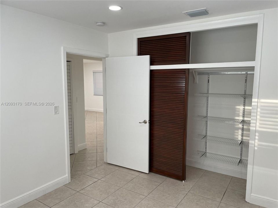 En Renta: $2,400 (2 camas, 1 baños, 900 Pies cuadrados)