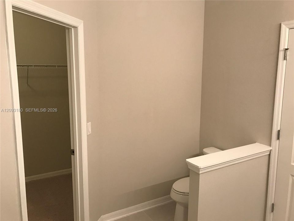 En Venta: $339,000 (3 camas, 2 baños, 1600 Pies cuadrados)