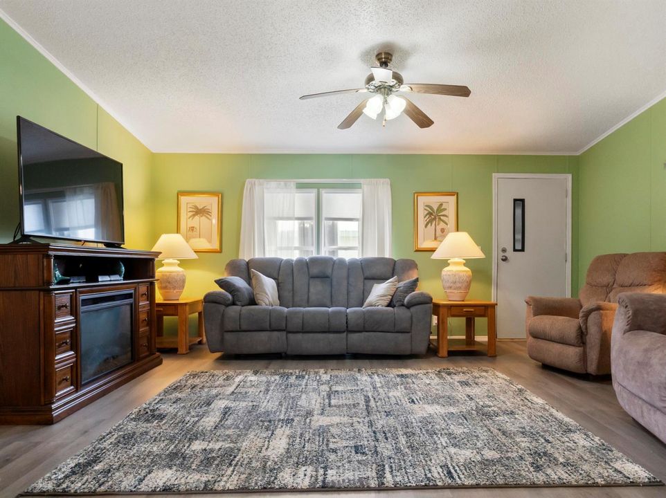 1 livingroom