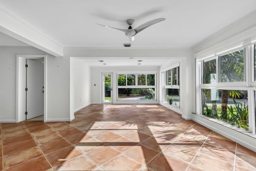 2nd Living Room