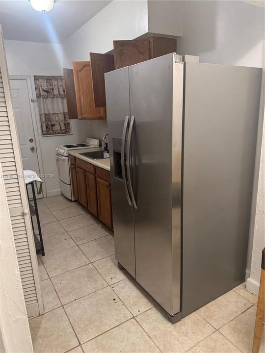 For Rent: $1,700 (1 beds, 1 baths, 525 Square Feet)