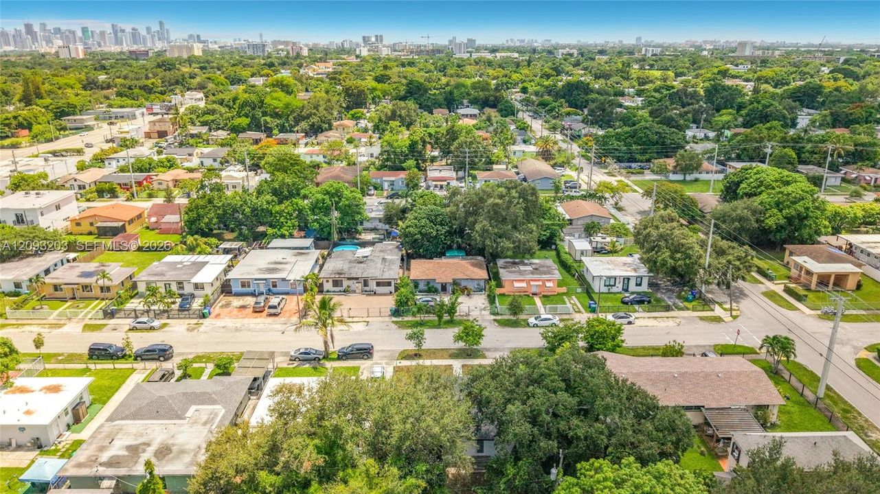 En Venta: $490,000 (2 camas, 1 baños, 946 Pies cuadrados)