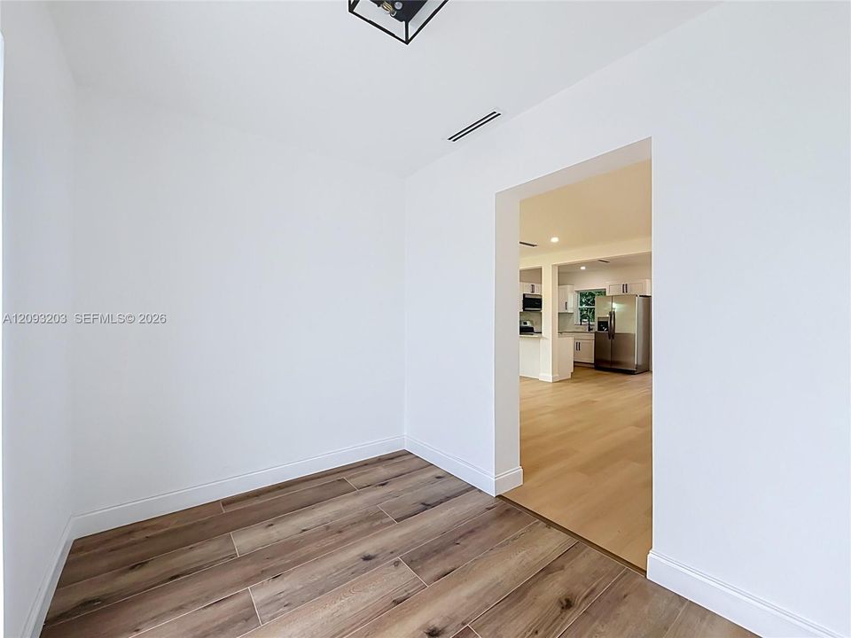 En Venta: $490,000 (2 camas, 1 baños, 946 Pies cuadrados)