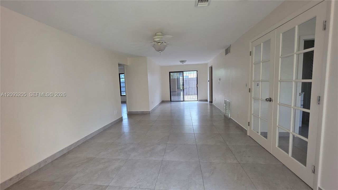 En Renta: $2,600 (3 camas, 2 baños, 974 Pies cuadrados)