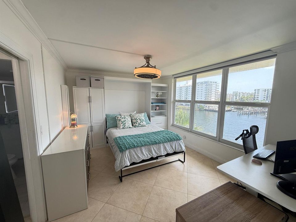 bedroom waterview 4