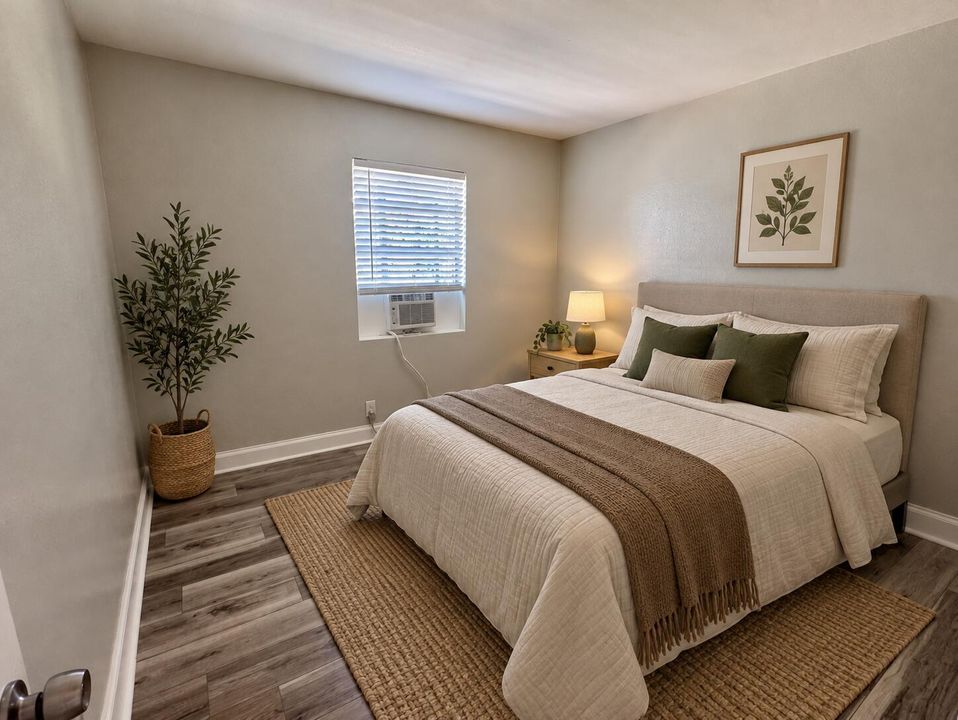 1025 apt 7 - bedroom 1 ai staged
