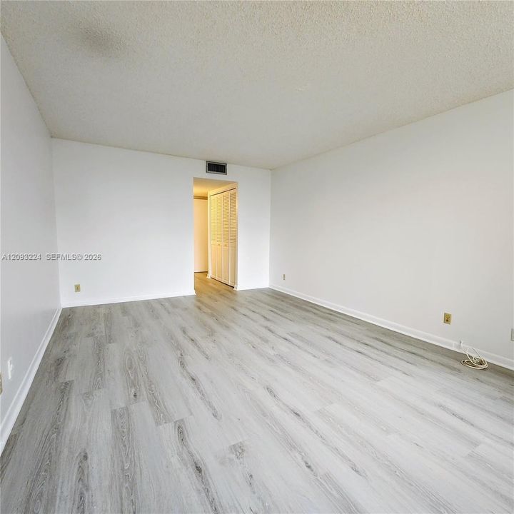 En Renta: $1,800 (1 camas, 1 baños, 918 Pies cuadrados)