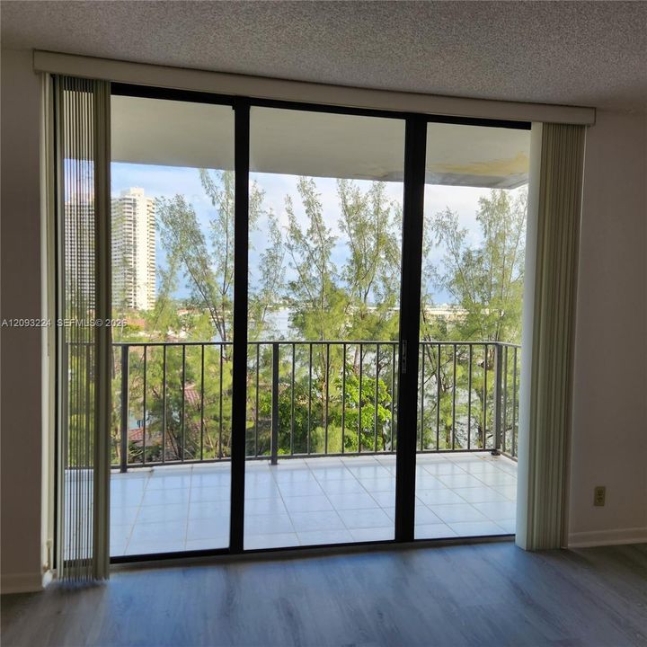 En Renta: $1,800 (1 camas, 1 baños, 918 Pies cuadrados)