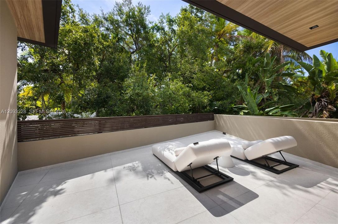 For Sale: $7,950,000 (6 beds, 7 baths, 0 Square Feet)