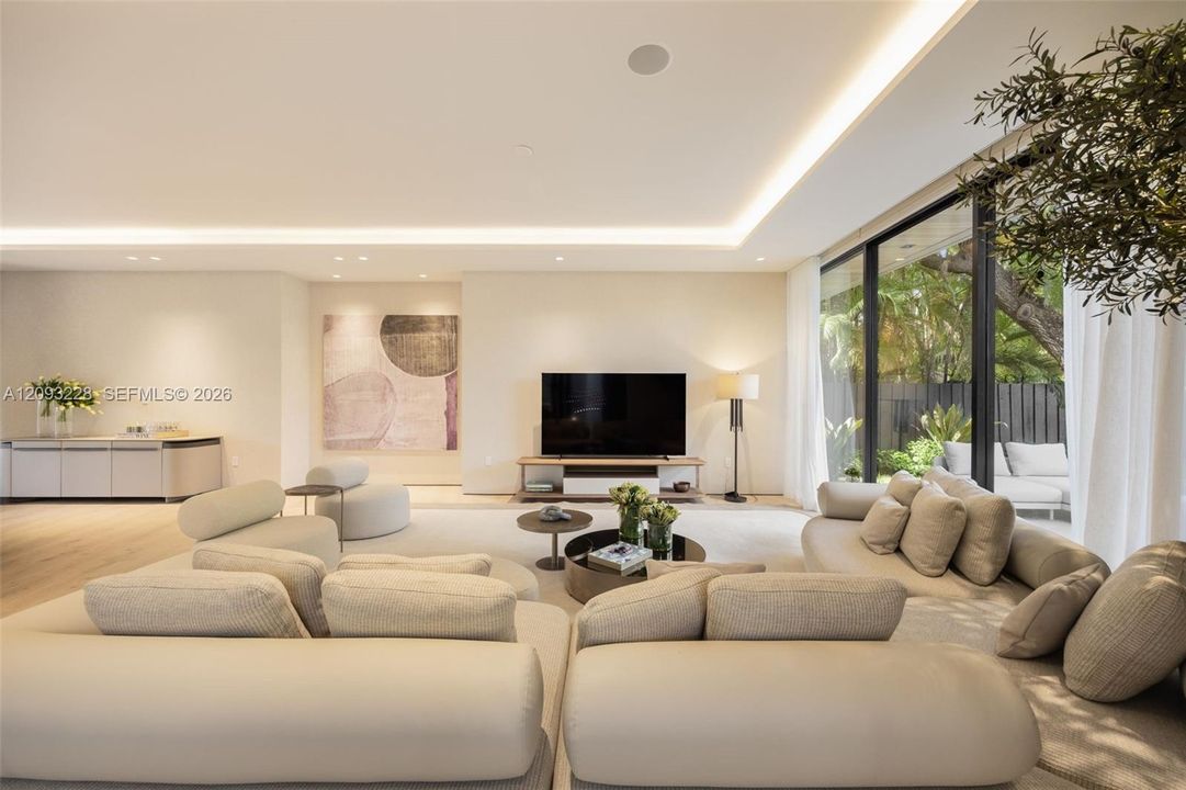 For Sale: $7,950,000 (6 beds, 7 baths, 0 Square Feet)
