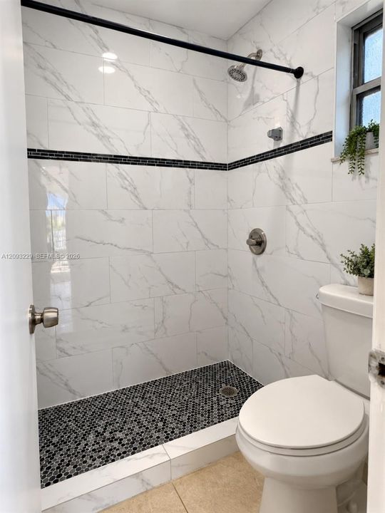 En Renta: $3,100 (3 camas, 3 baños, 2198 Pies cuadrados)