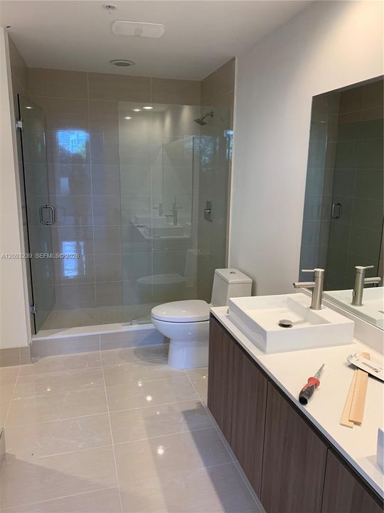 В аренду: $4,350 (2 спален, 2 ванн, 1077 Квадратных фут)