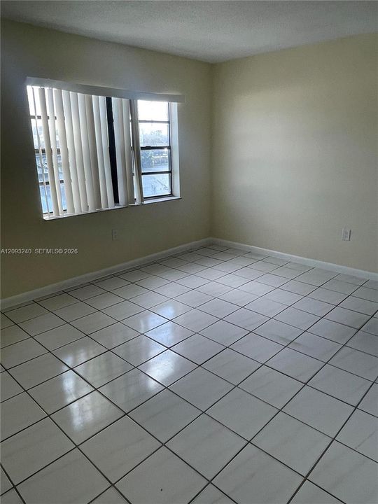 En Venta: $230,000 (2 camas, 2 baños, 852 Pies cuadrados)