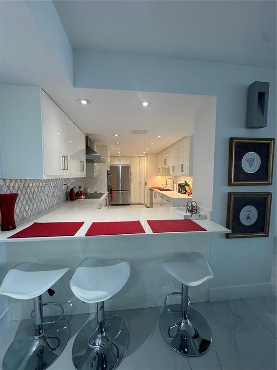 For Rent: $6,200 (2 beds, 2 baths, 1409 Square Feet)