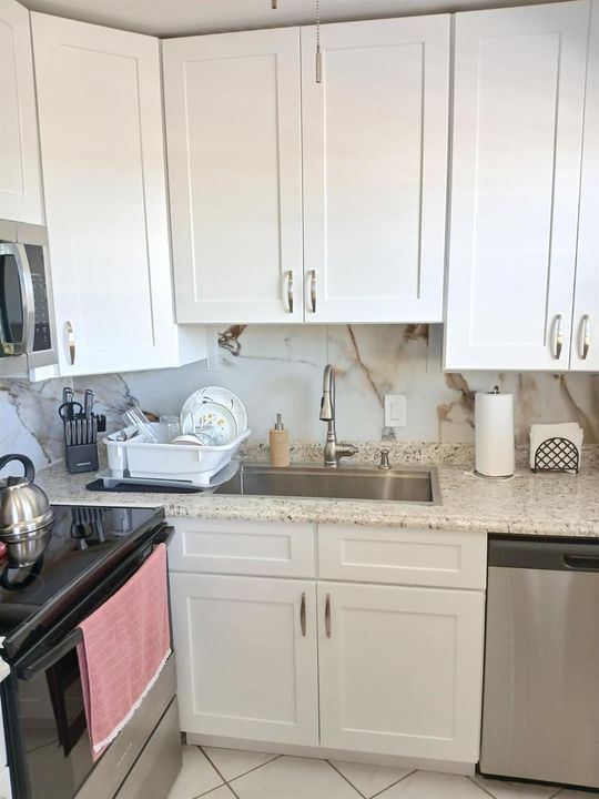 RENOVATED KITCHEN