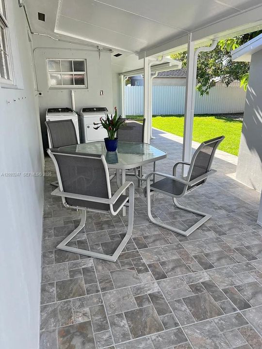 For Rent: $3,600 (3 beds, 2 baths, 1308 Square Feet)