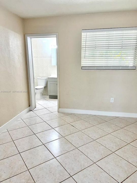 For Rent: $3,600 (3 beds, 2 baths, 1308 Square Feet)