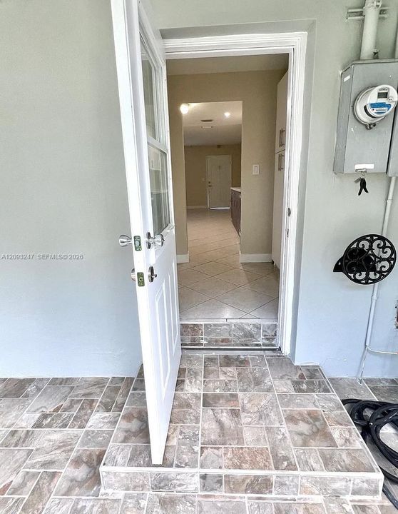 For Rent: $3,600 (3 beds, 2 baths, 1308 Square Feet)