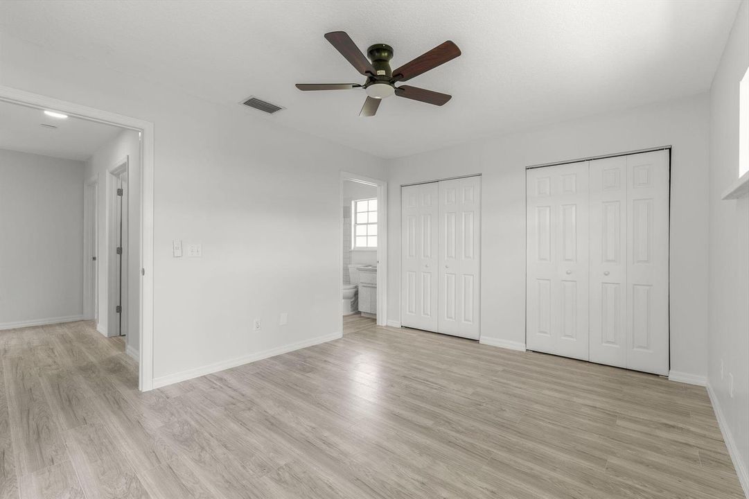 2150-87th-Ct-HigMedia-021