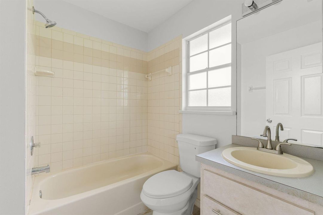 2150-87th-Ct-HigMedia-023