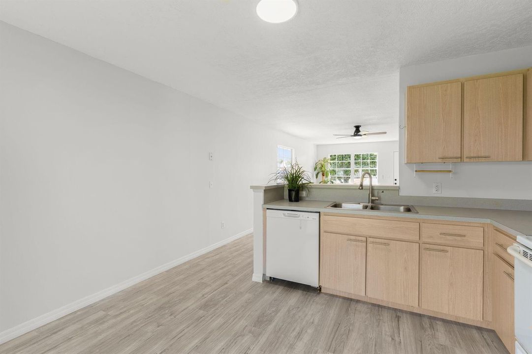 2150-87th-Ct-HigMedia-016