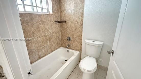 En Venta: $286,427 (3 camas, 2 baños, 1190 Pies cuadrados)