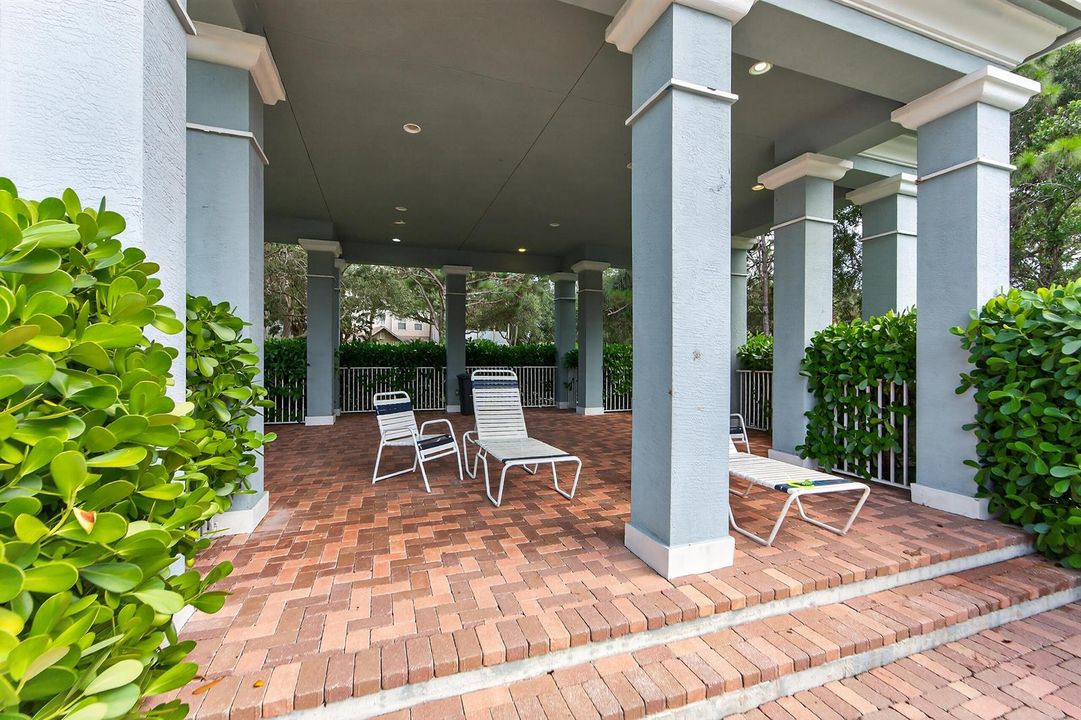 297 e bay cedar cir074