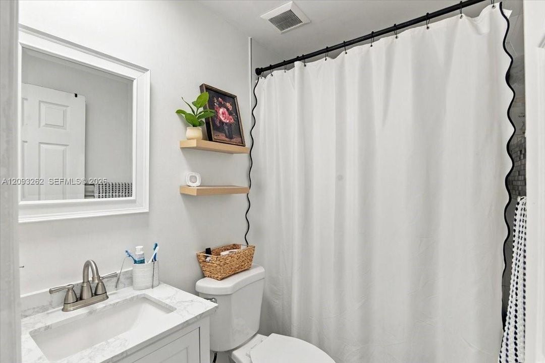 For Sale: $454,900 (3 beds, 2 baths, 1270 Square Feet)