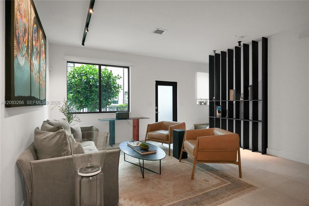 For Rent: $4,800 (3 beds, 2 baths, 1866 Square Feet)