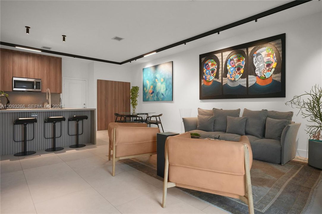 For Rent: $4,800 (3 beds, 2 baths, 1866 Square Feet)
